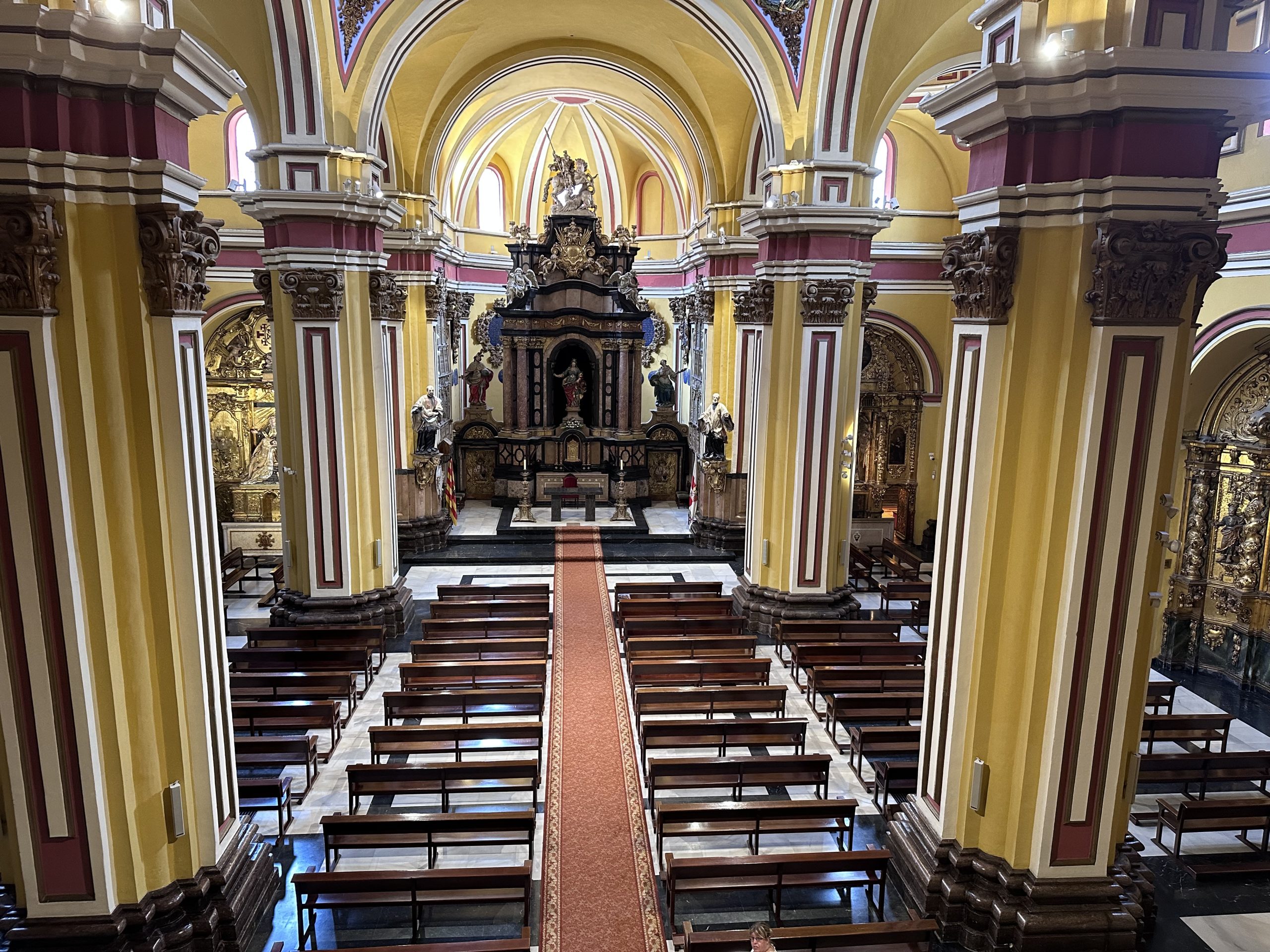 Iglesia de Santa Isabel de Portugal en Zaragoza: historia y patrimonio