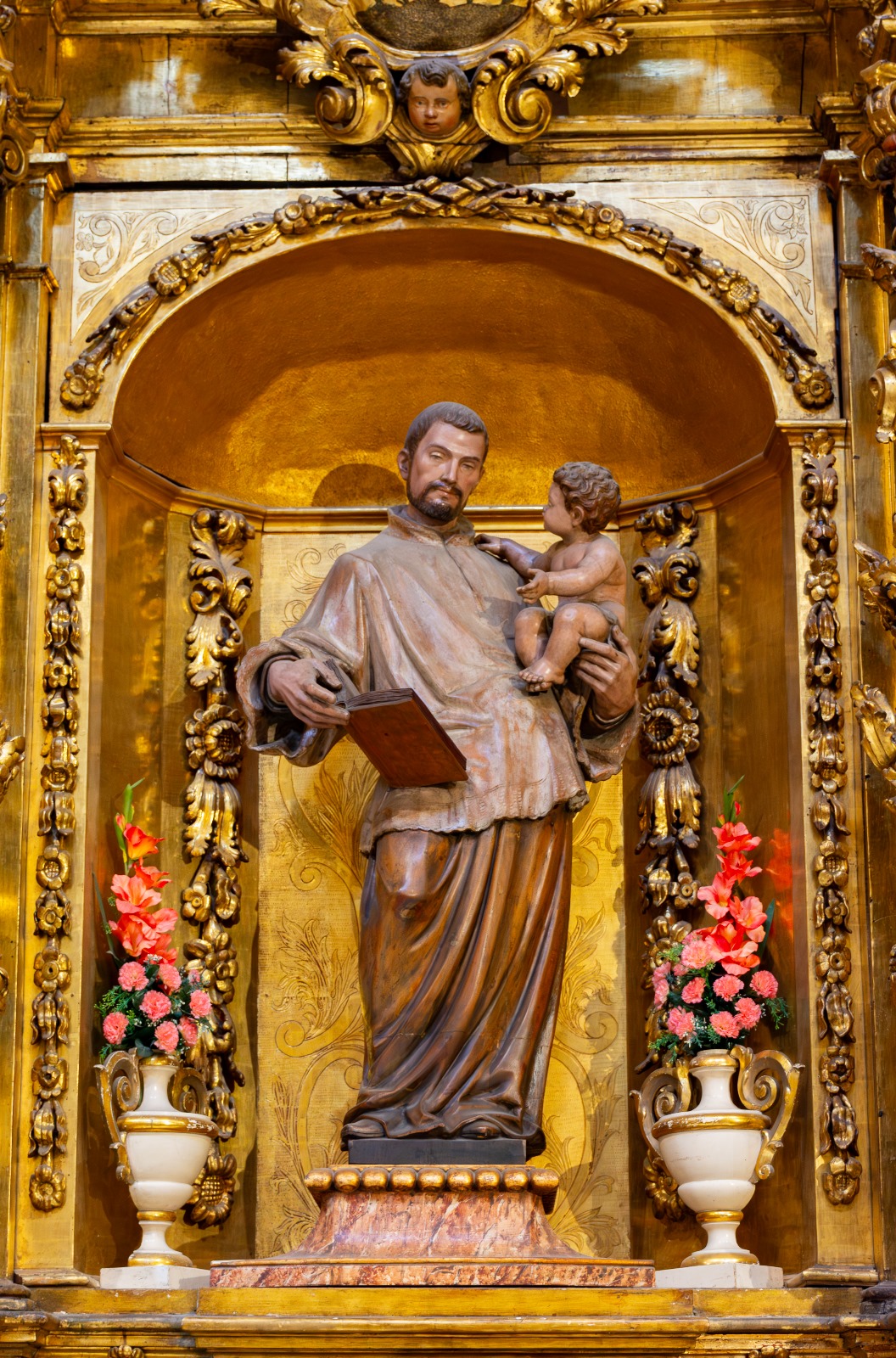 SAN CAYETANO